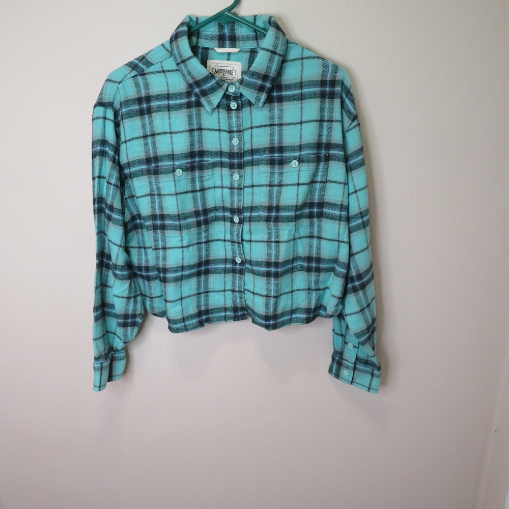 American Eagle Teal Plaid Cropped Flannel Shirt Womens Medium Cotton Long Sleeve